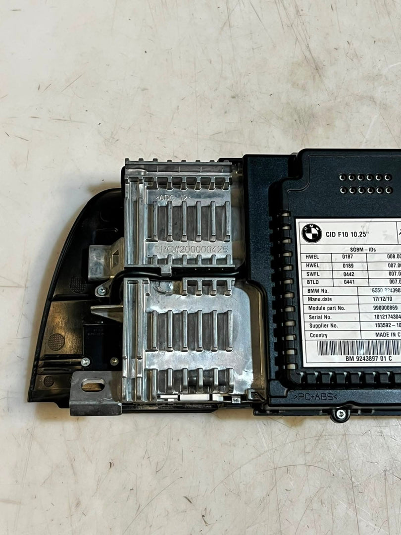 2011-2013 BMW 5 Series F10 and F11 528i Central Information Display 9243897