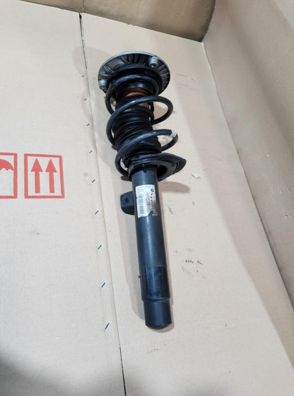 2012-2016 BMW 328i Front Shock Absorber With Coil Spring 6791579 F30 F31