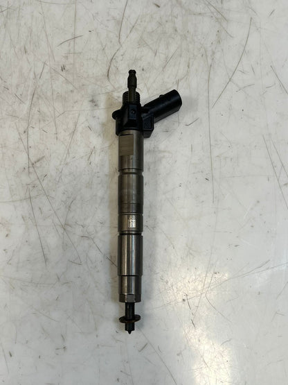 BMW 3' 5' 330D, 525D, 430D, 435D, 530D Fuel Injector 7823461 OEM