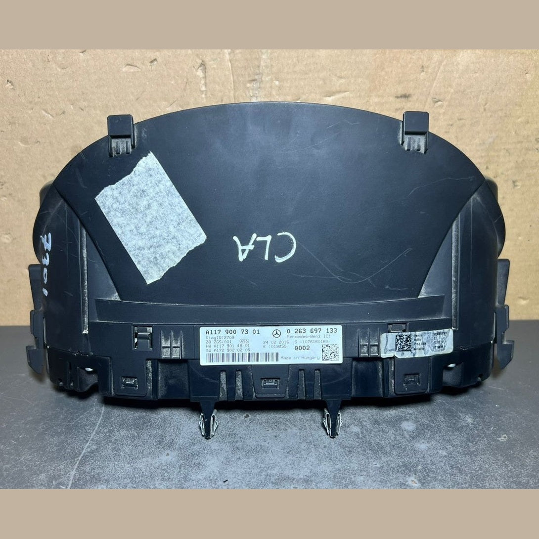 14-17 Mercedes-Benz W117 CLA 250 Instrument Cluster Speedometer A117 9007301 OEM