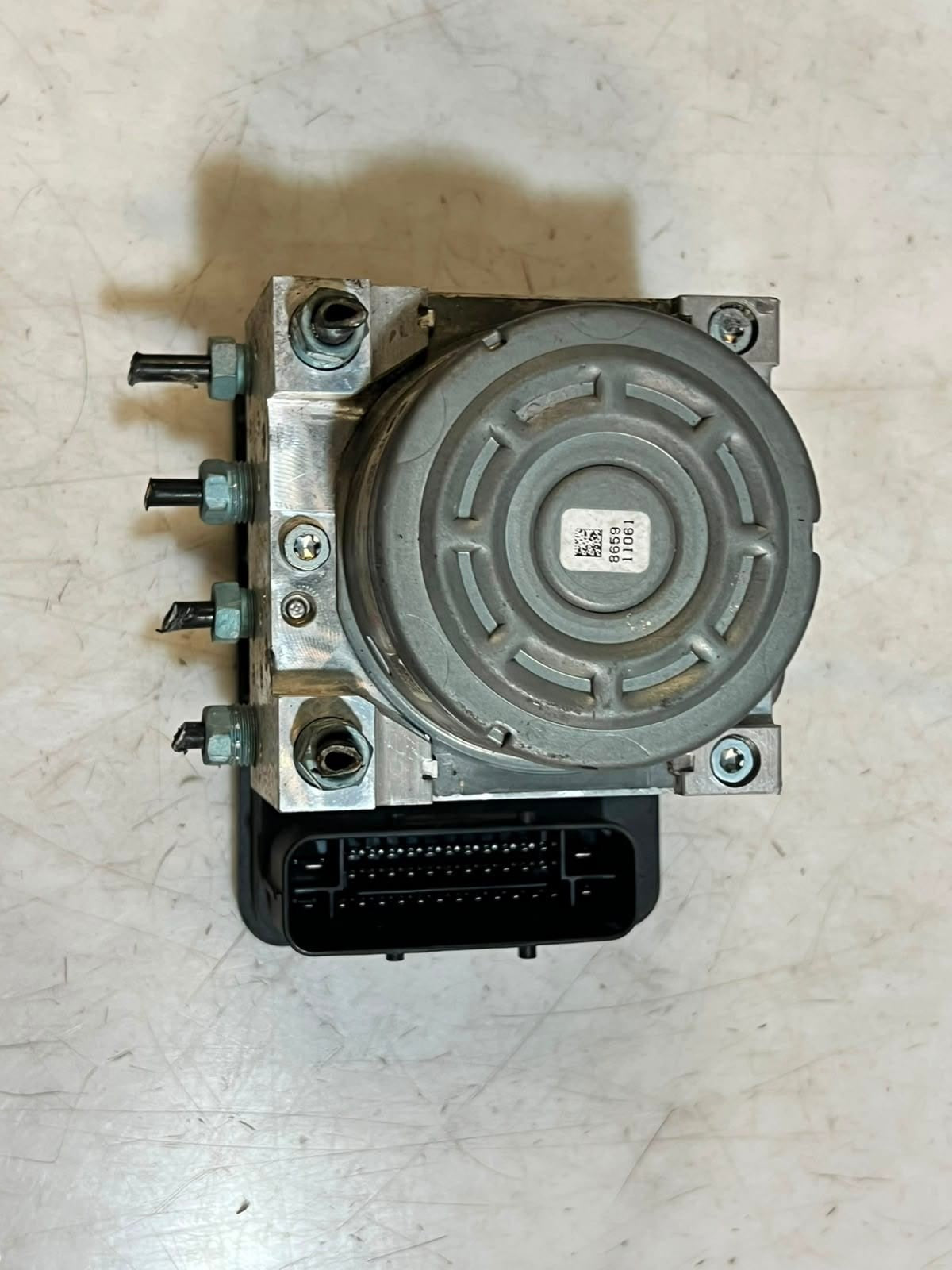 2016-2019 BMW F30, F31, F32, and F34 330i ABS Pump and Control Unit 6875560 OEM