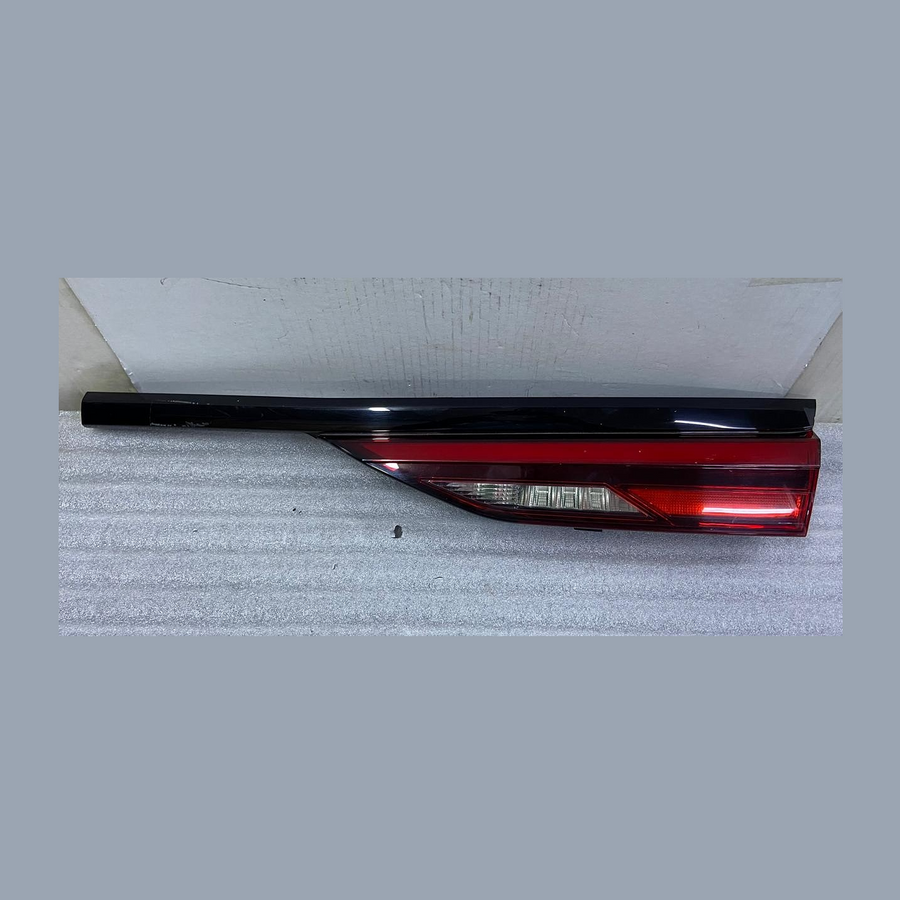 OEM BMW F44 2 SERIES GRAN COUPE TAILLIGHT RIGHT SIDE 8498740