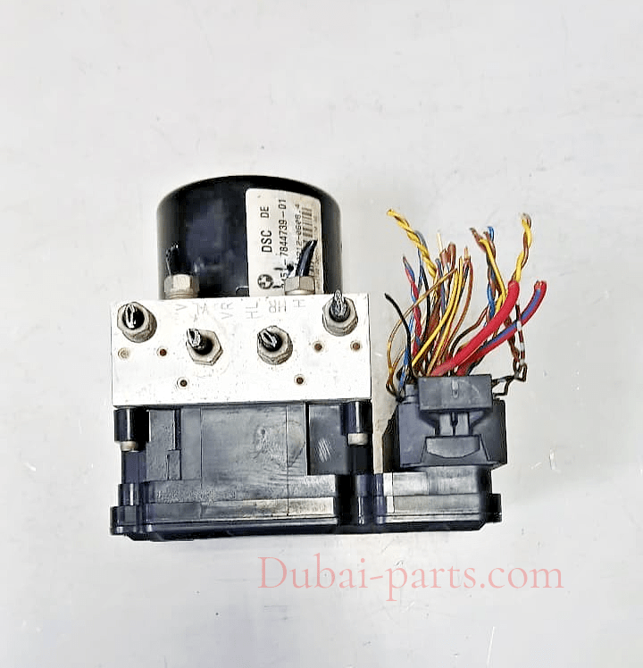 BMW M3  E90 E92 E93 ABS DSC Pump Unit Module 7844739