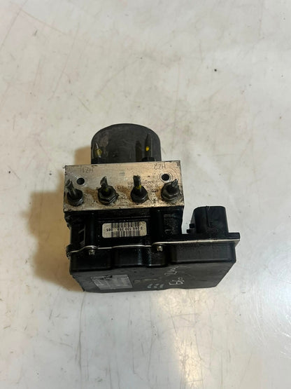 2004 BMW 5 Series E60 E61 ABS HYDRAULIC Pump 6765485 OEM