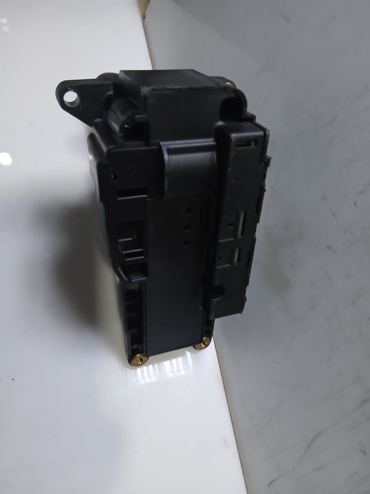 2006-2013 BMW X5 E70 Automatic Gear Shift Selector 9228612 OEM