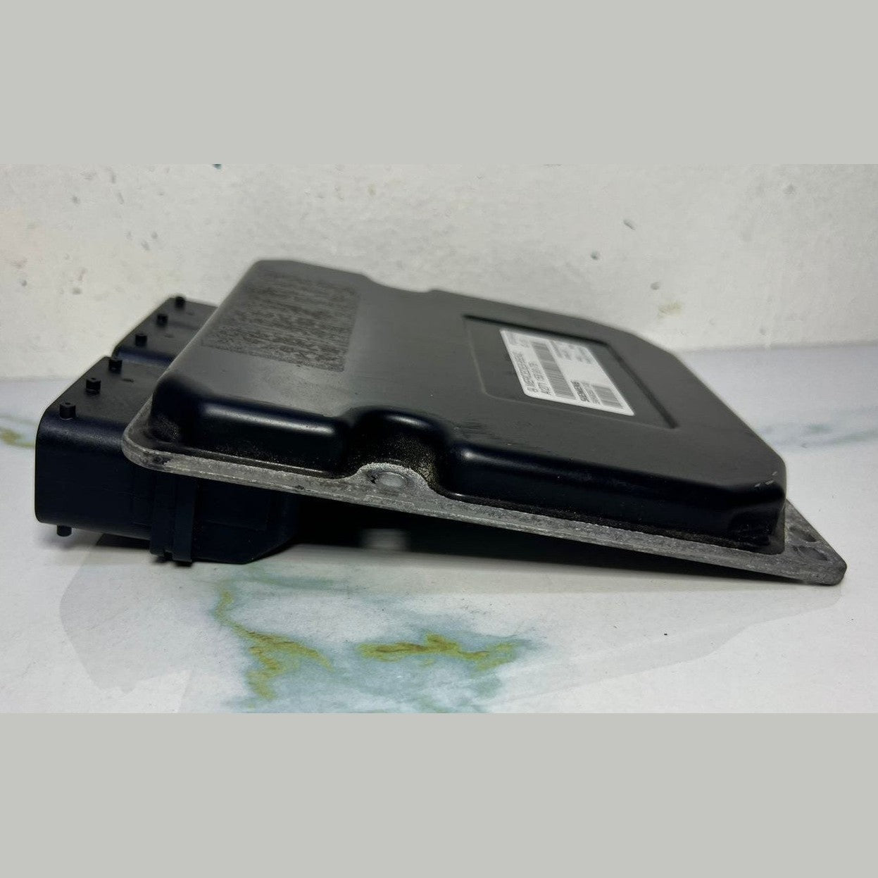 Mercedes-Benz Engine Control Unit A 271 153 91 79