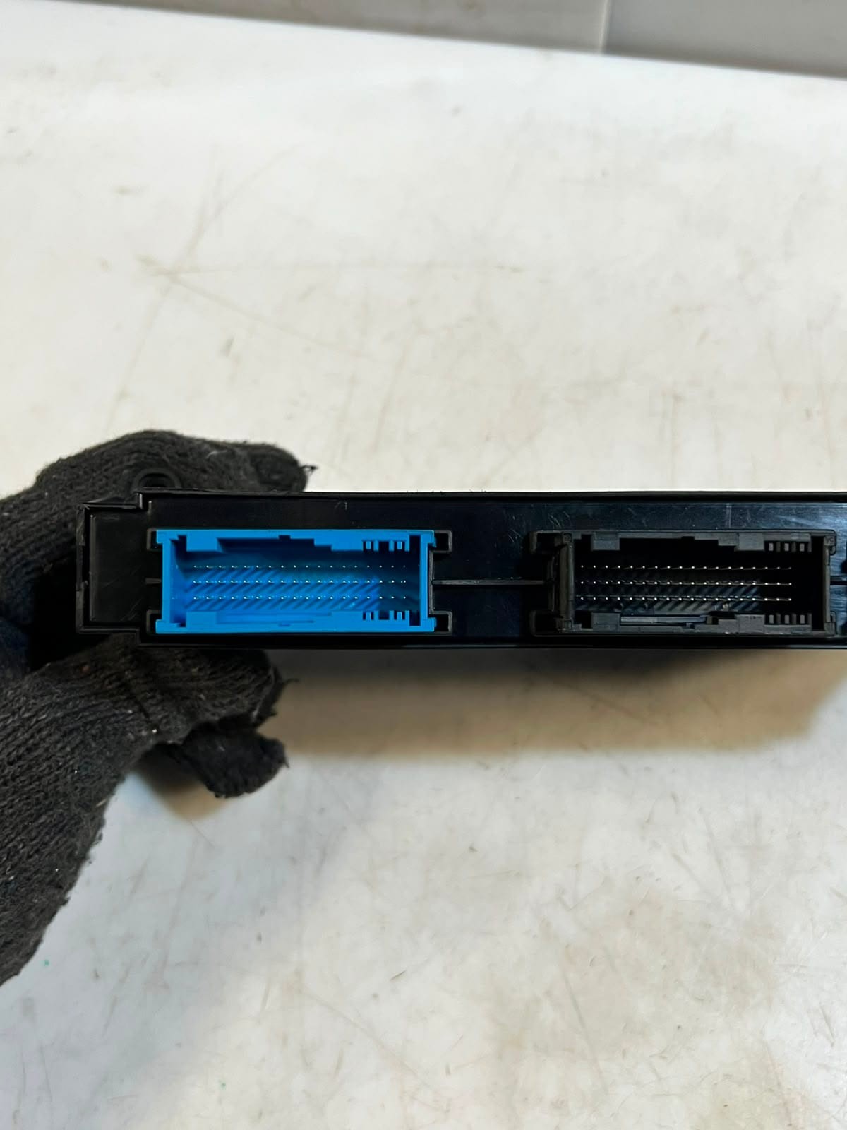 2012-2018 BMW 640i 5 Series F10 and F11 Fuse Junction Control Module 9267467