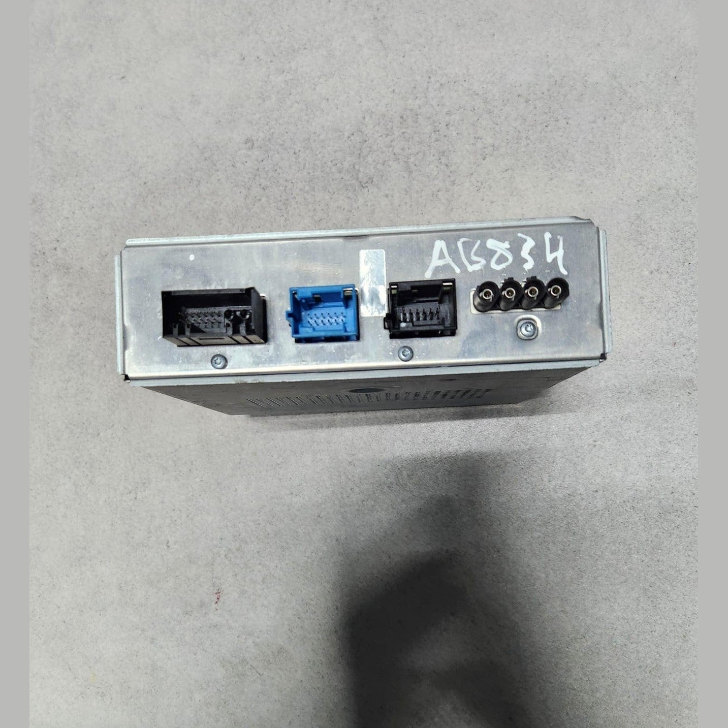 Benz Navigation Control Unit A2219008502 S-Class W221 and G-Class W463