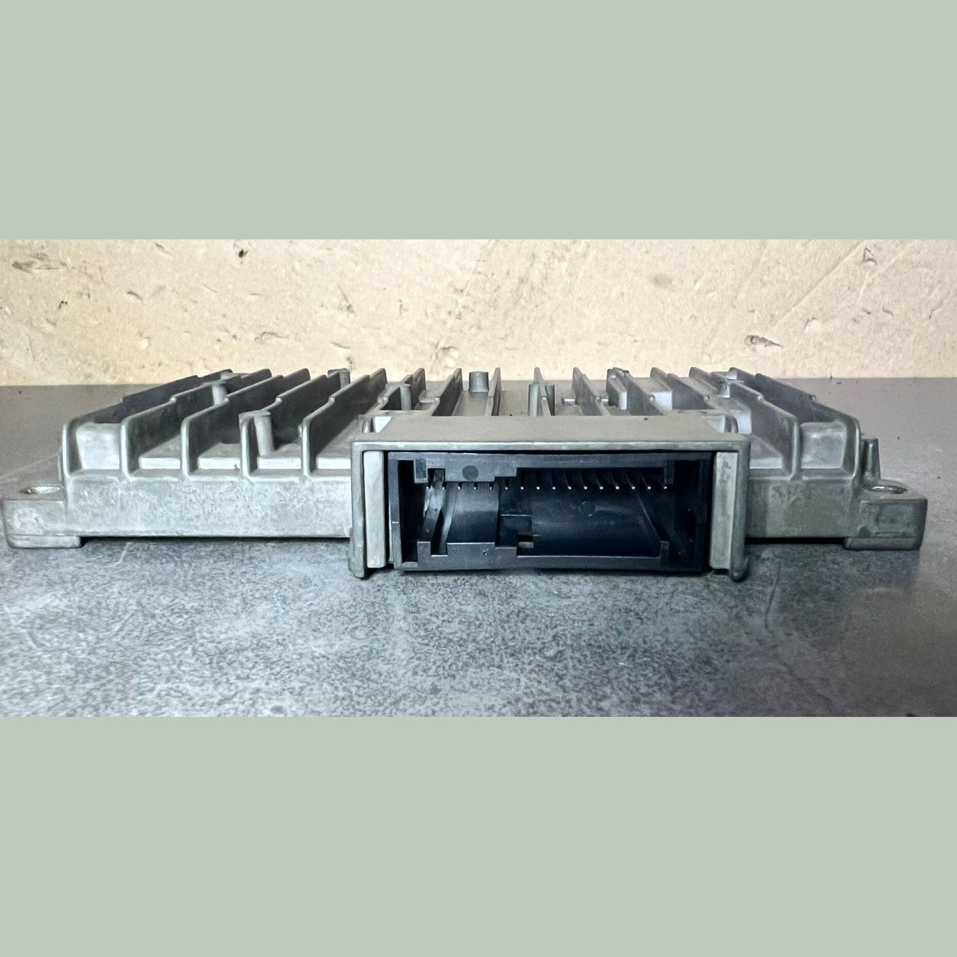 20–24 Mercedes W247 GLB FrontAdaptive Cruise Control Module A213 9009033 OEM