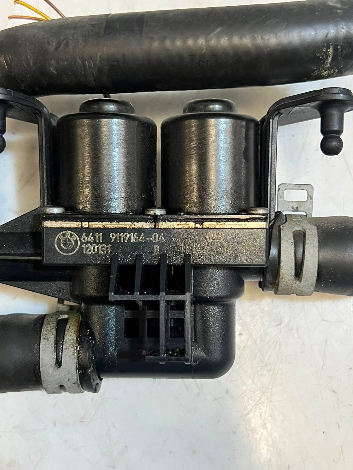 2010-2021 BMW 5 7 Series F10 F11 F07 F10 740i Heater Control Valve 9119164 OEM