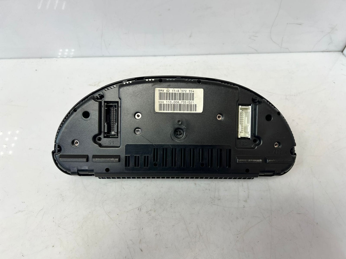 BMW 5 Series E39 Speedometer Instrument Cluster Revolution Counter 8372354 OEM