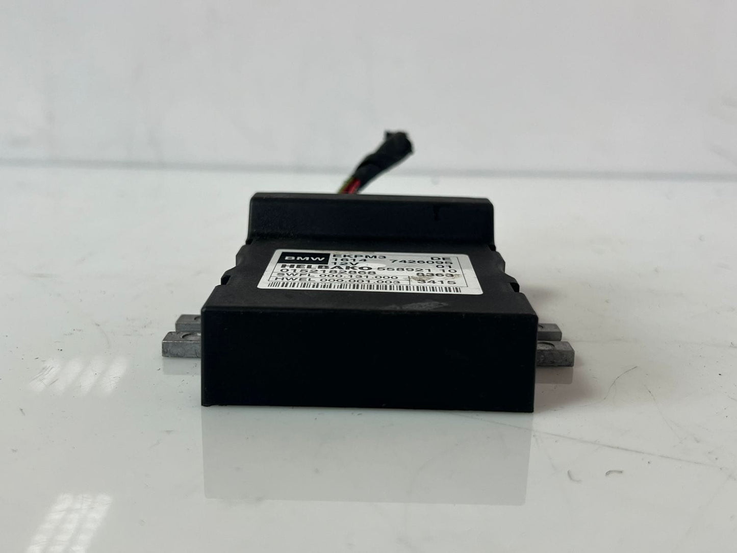 2015-2018 BMW X4 xDrive28i Fuel Pump Control Module 7426095 OEM