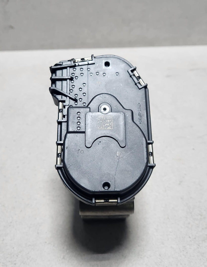 2015-2018 Mercedes-Benz C300 Throttle Body A2701410025