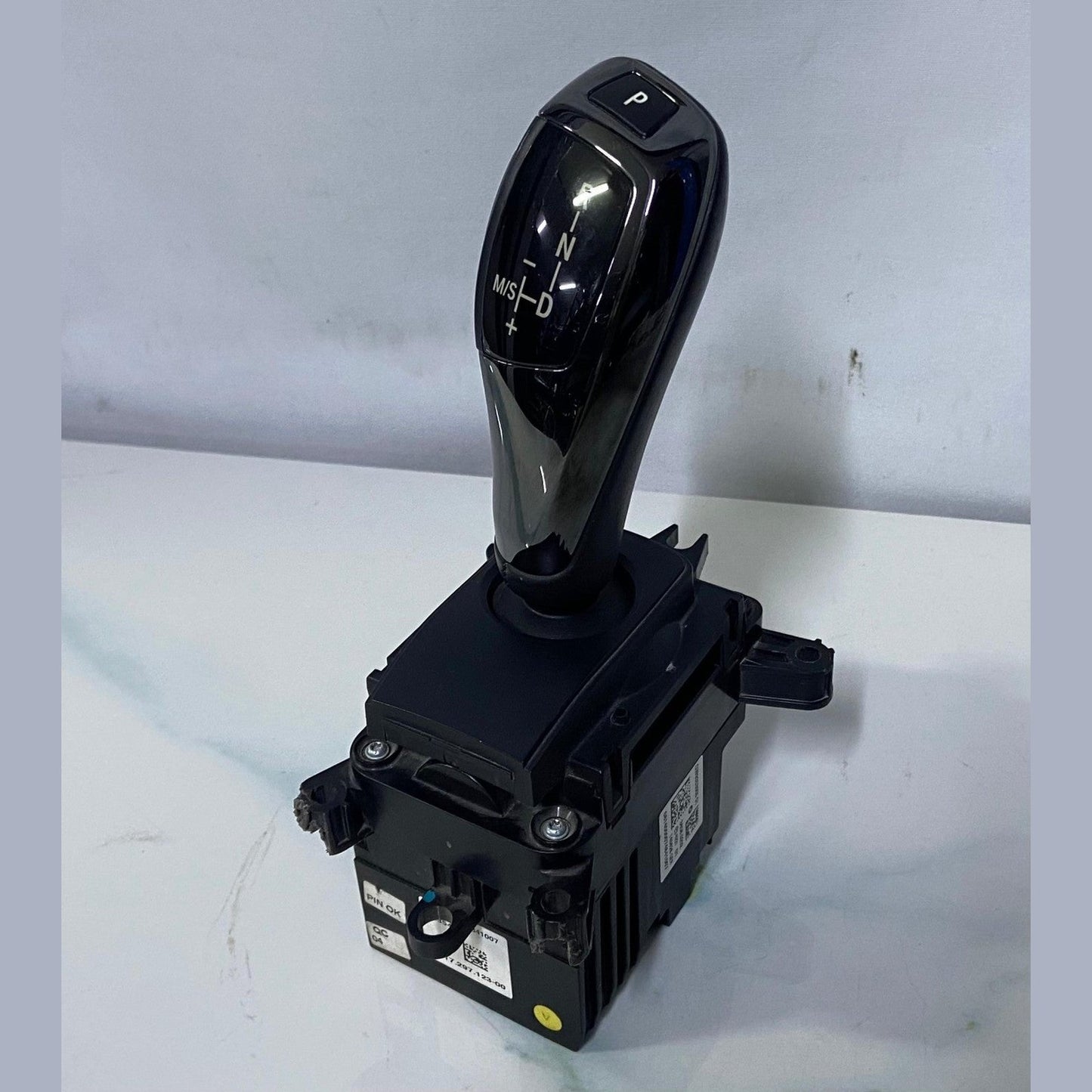 OEM BMW X5 X6 F15 F16 Ceramic LHD Gear Shift Selector Switch Knob 9353955
