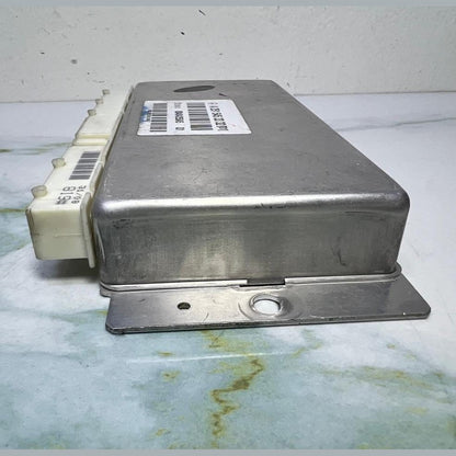 2007-13 Mercedes GL450 Airmatic Suspension Control Module A2515453332 W164 W251