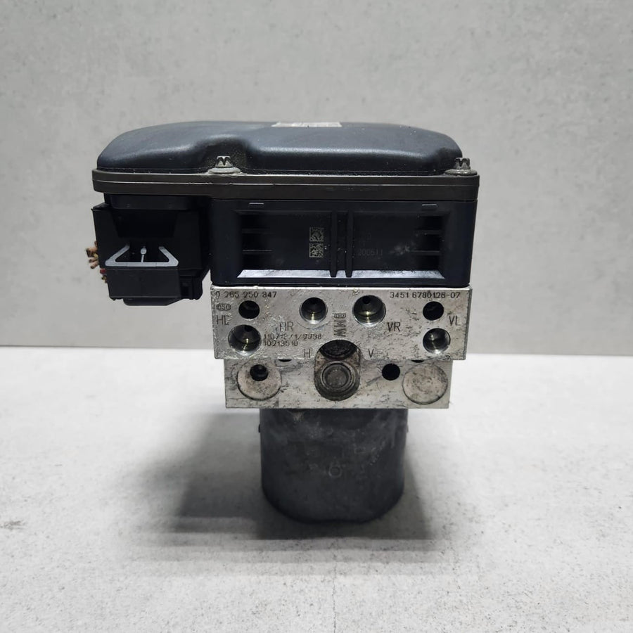 2007-2014 BMW X5 ABS Anti Lock Brake Pump Control Module 6798284 X6 E70 X5  E71