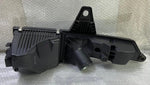 Bild in die Galerieansicht laden, OEM BMW F20 F30 F31 LCI B38 Intake Muffler Air Filter Box Housing Petrol 8647449