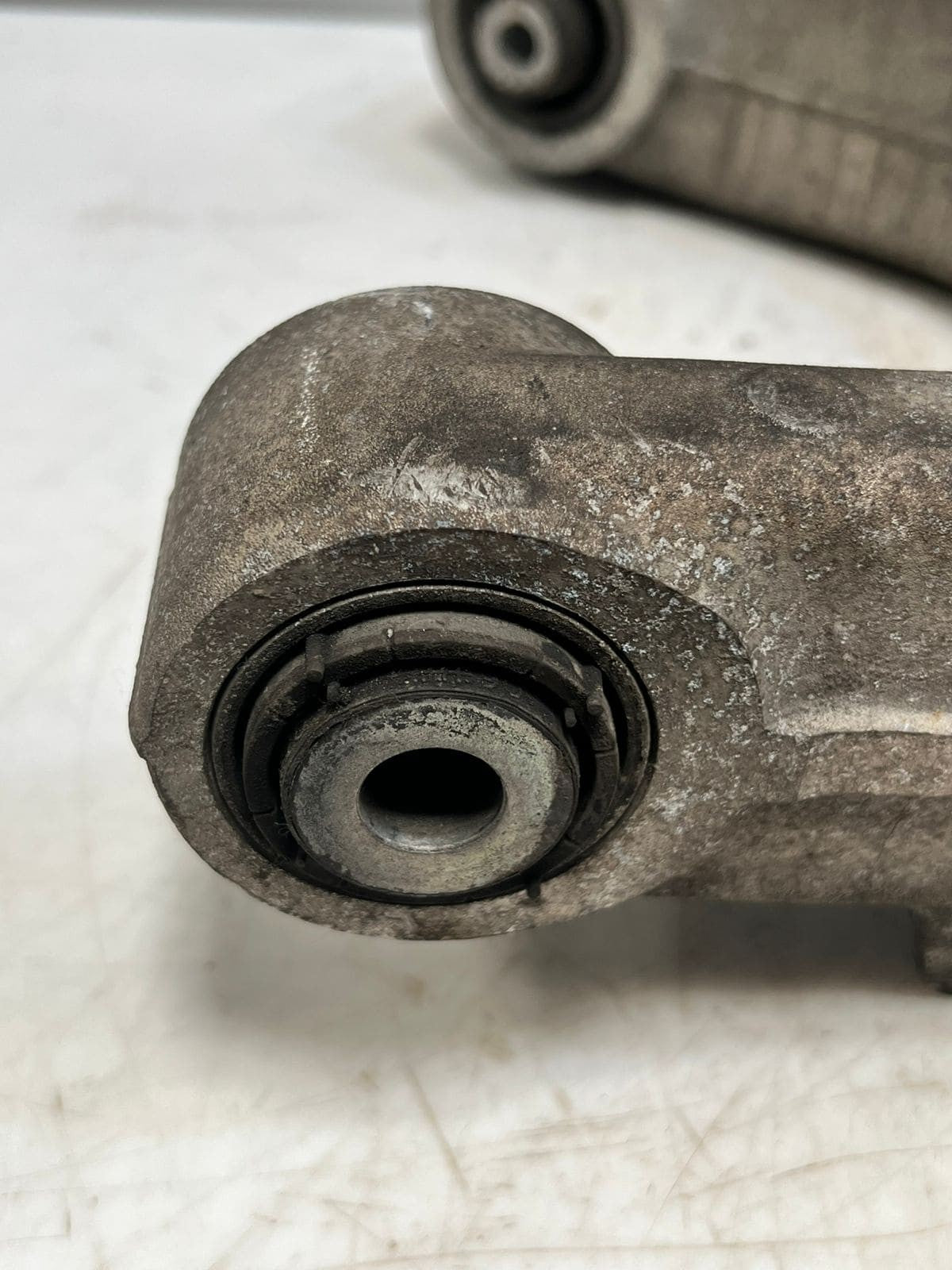 2007-2013 BMW X5 E70, X6 F16, and X6M F86 Rear Upper Control Arm 6770953 OEM