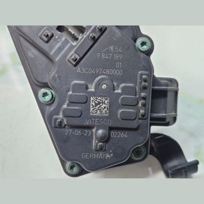 2024 BMW X5 G05 THROTTLE BODY VALVE 3.0L 9847189 OEM