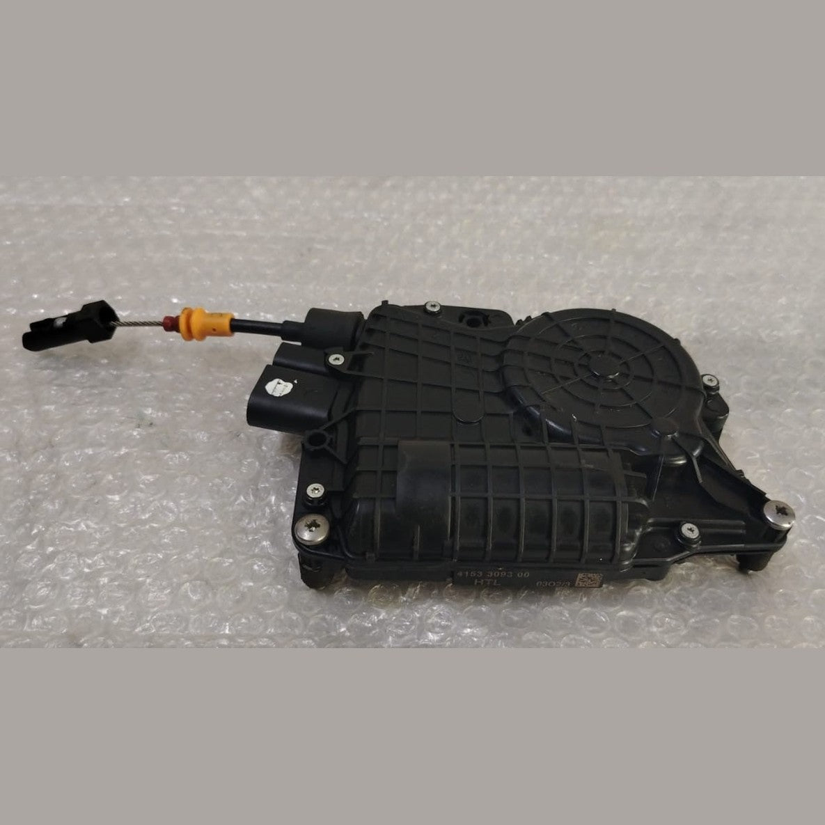OEM BMW X5 E70  REAR RIGHT DOOR LOCK MECHANISM Automatic Closer 4153 3093 00