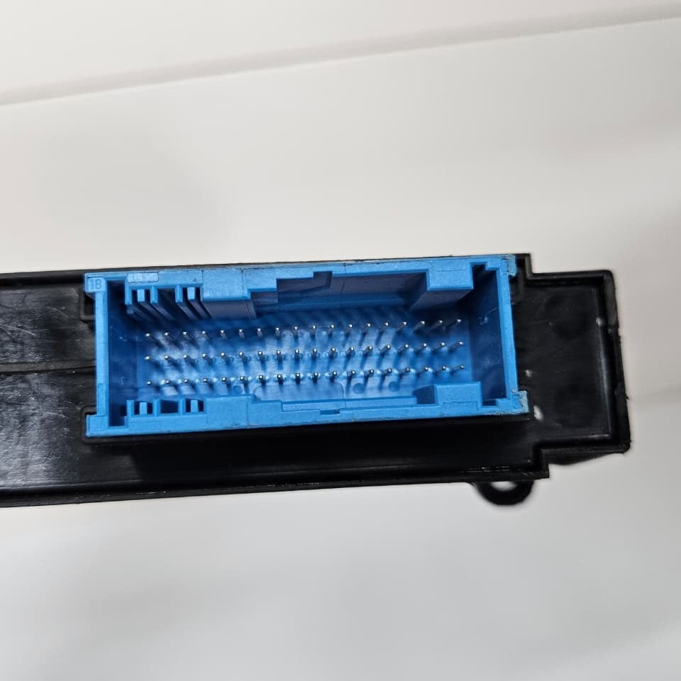 Genuine BMW X1 E84 Body Control Module 9264573 OEM