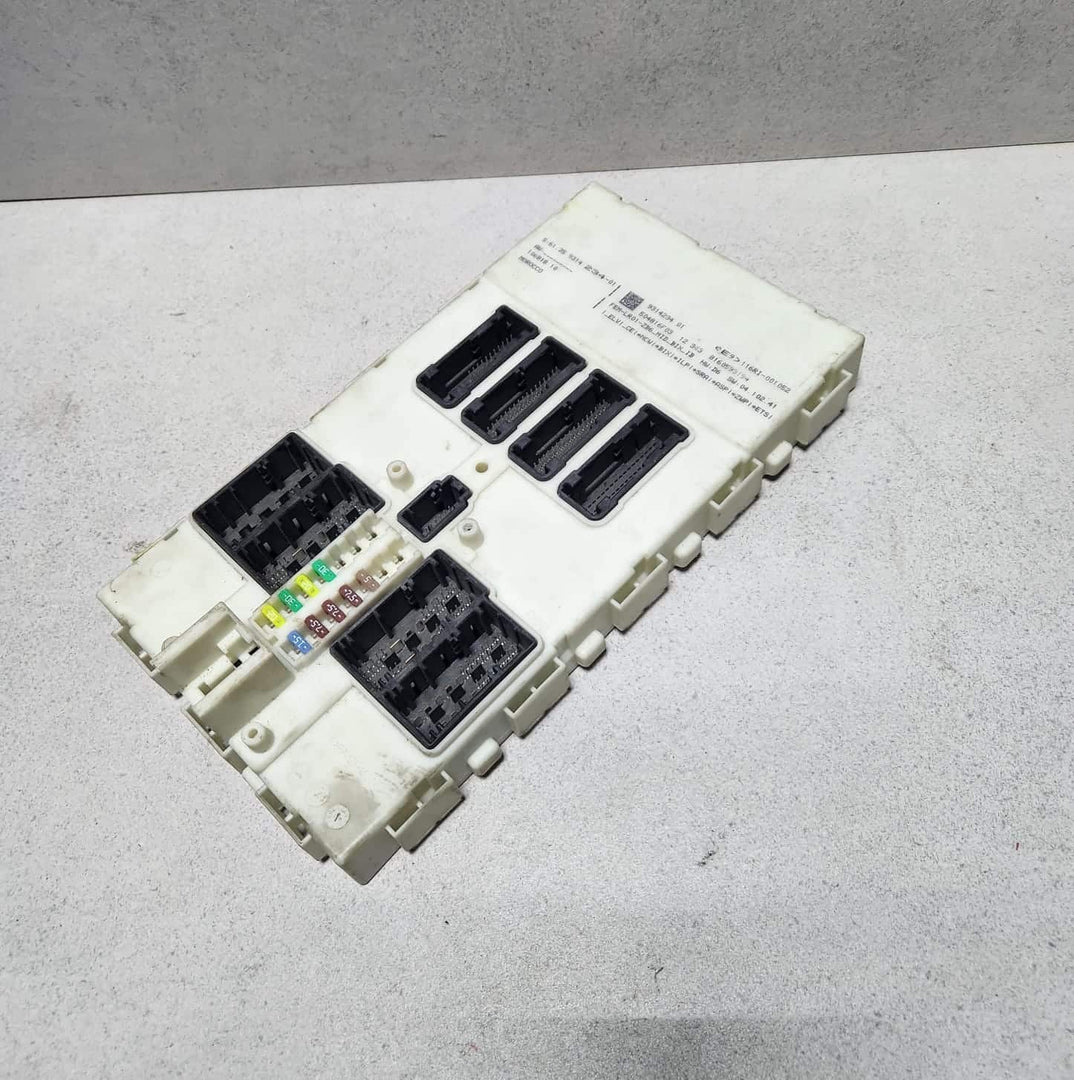 2012-2016 BMW 328i Body Control Module 9314234  328i F30