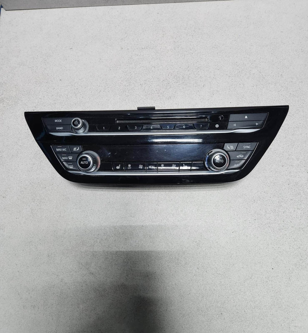 2017-2020 BMW 530i Temperature And Radio Control Panel 7947871 G30 530 540 M550