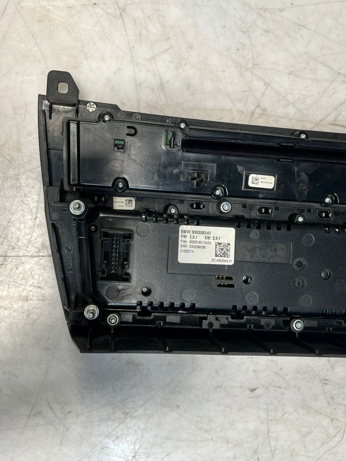BMW 5 Series F10 F11 Climate Control Module FM/AM AC AUTO PANEL 9353593 OEM