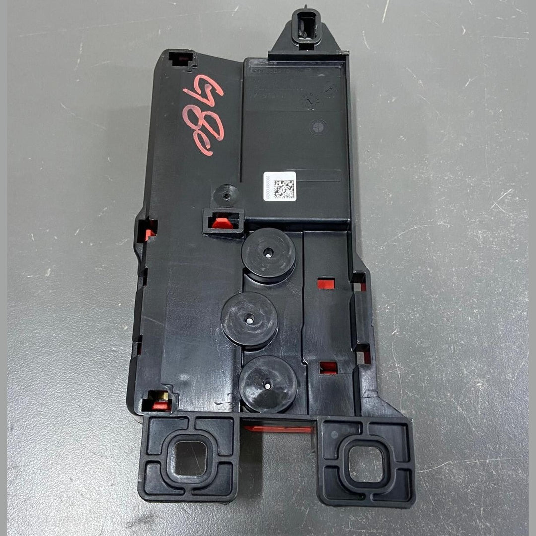 OEM 2021 - 2023 BMW G20 330 M340 G80 BATTERY TERMINAL POWER JUNCTION 6994419