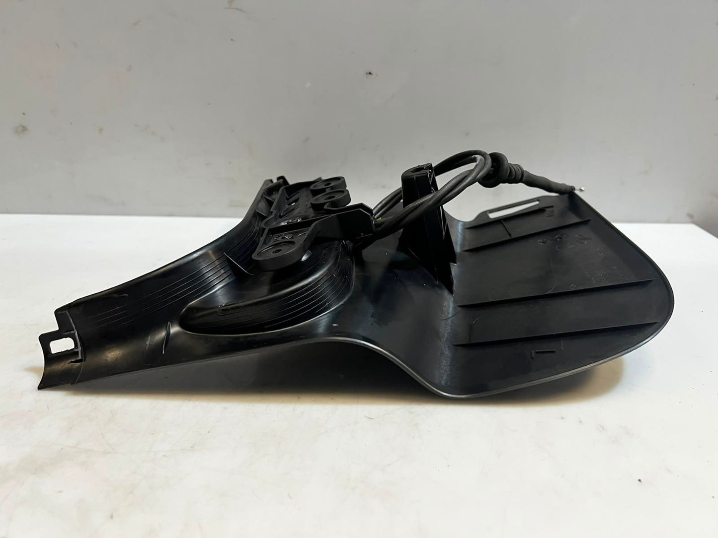 BMW 1 2 Series F20 F22 F23 A Pillar Lower Cover Trim Driver Side Right 7221902
