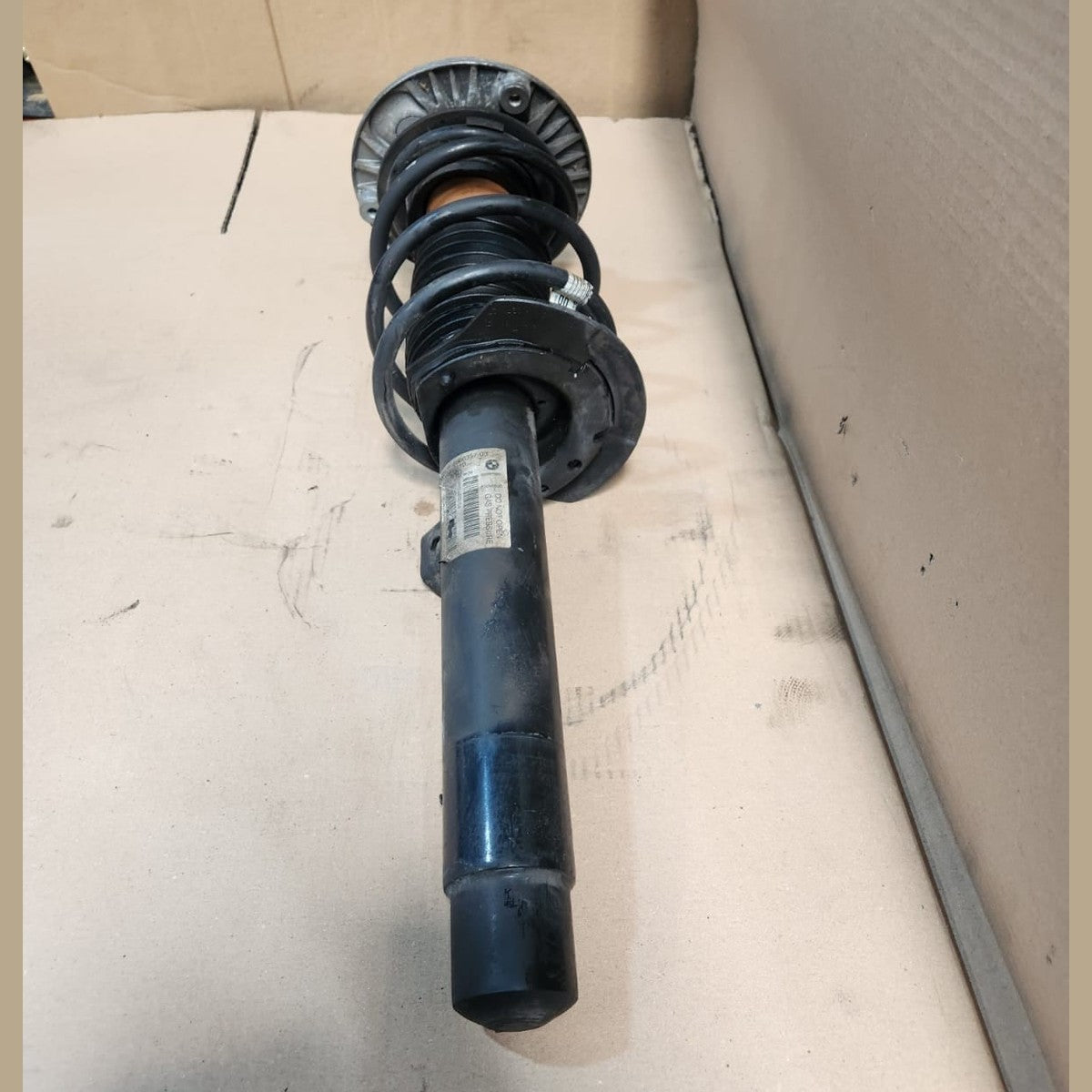 BMW Front left Shock Absorber 6850357 F20 F21 and F33