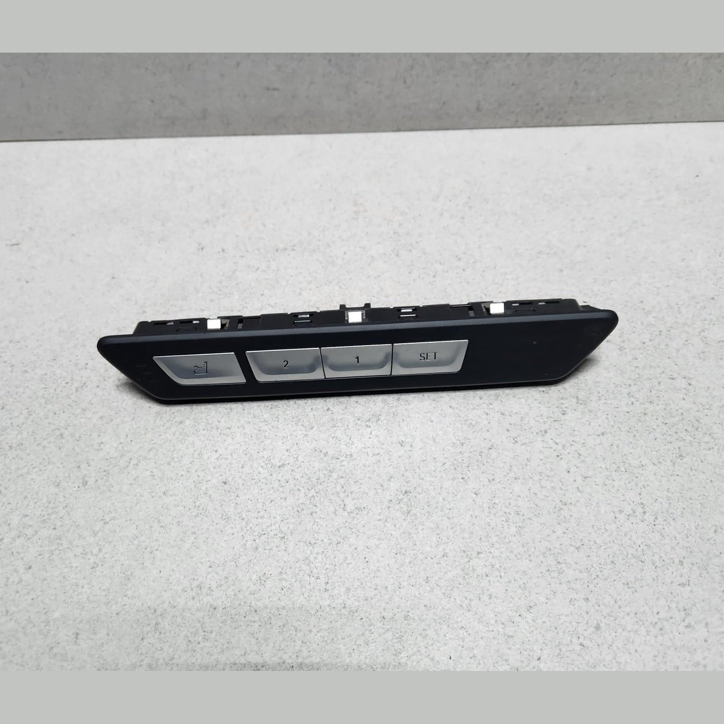 2016-2019 BMW 750i xDrive Seat Memory Switch 9382803 7 Series G11 G12