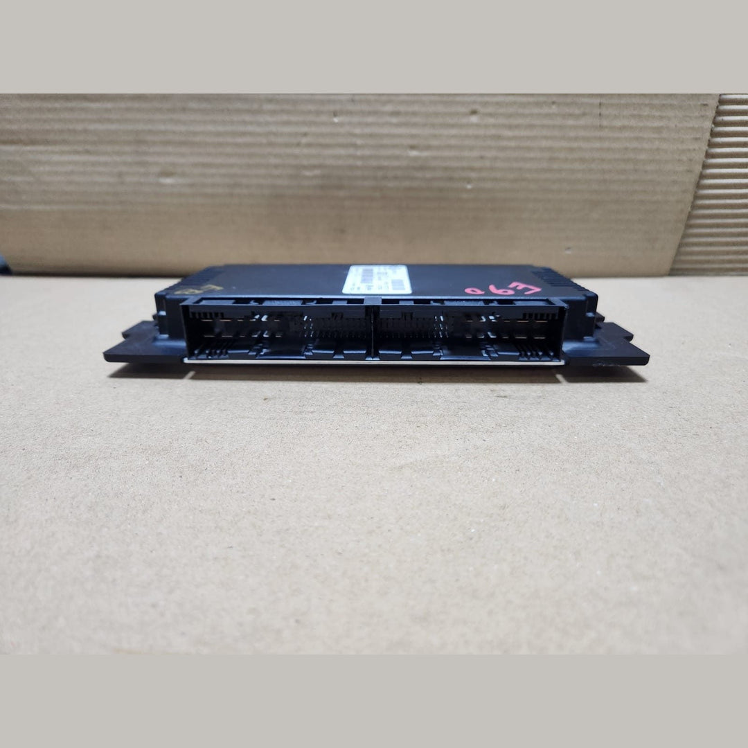 2004-2007 BMW 330i Footwell Module 9153779. E90 and E87 FRM 22