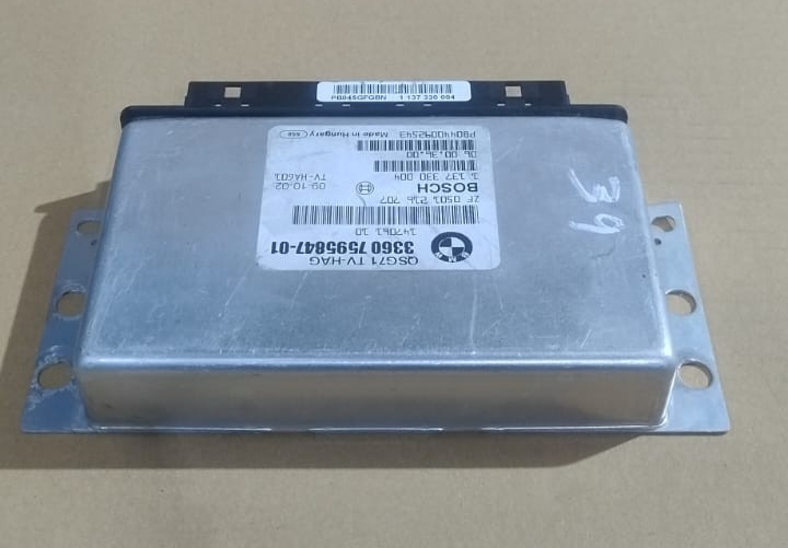 BMW E70 E71 X5M X6M REAR DIFFERENTIAL LOCK CONTROL MODULE 7595847