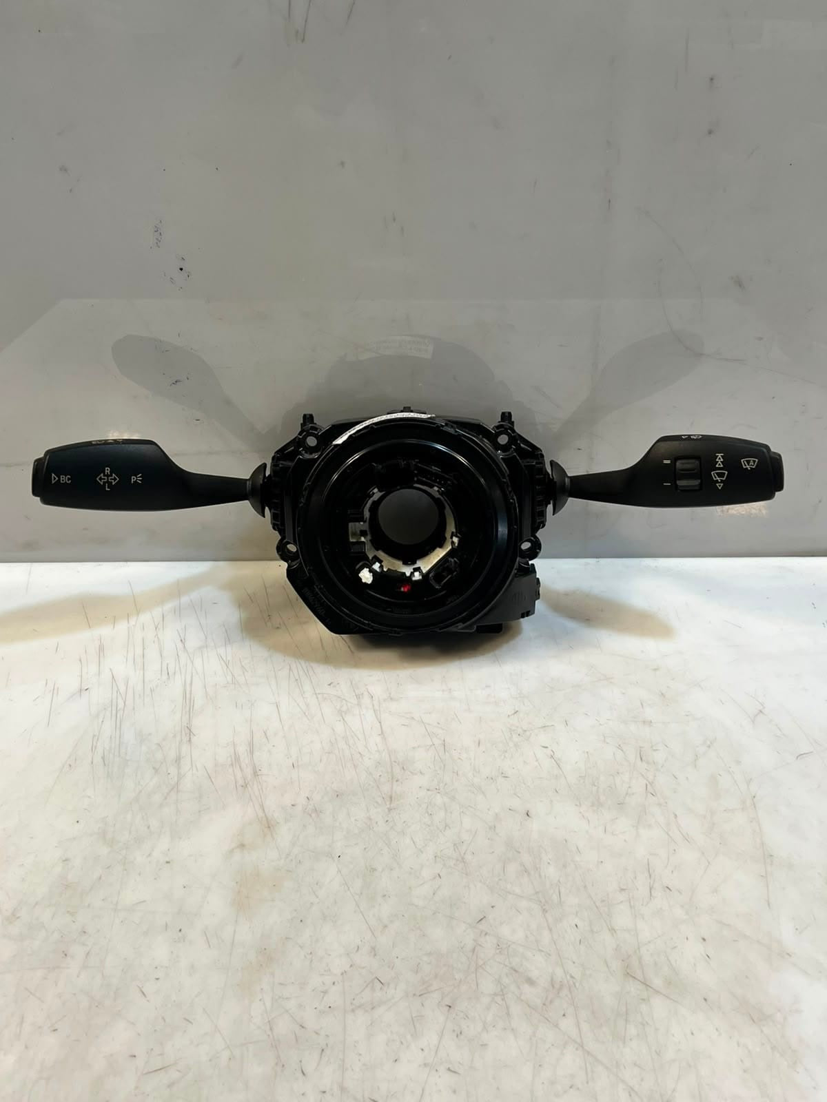 BMW 3 Series F30 F31, 4 Series F32 F33 F34 Steering Column Switch 9351140 OEM