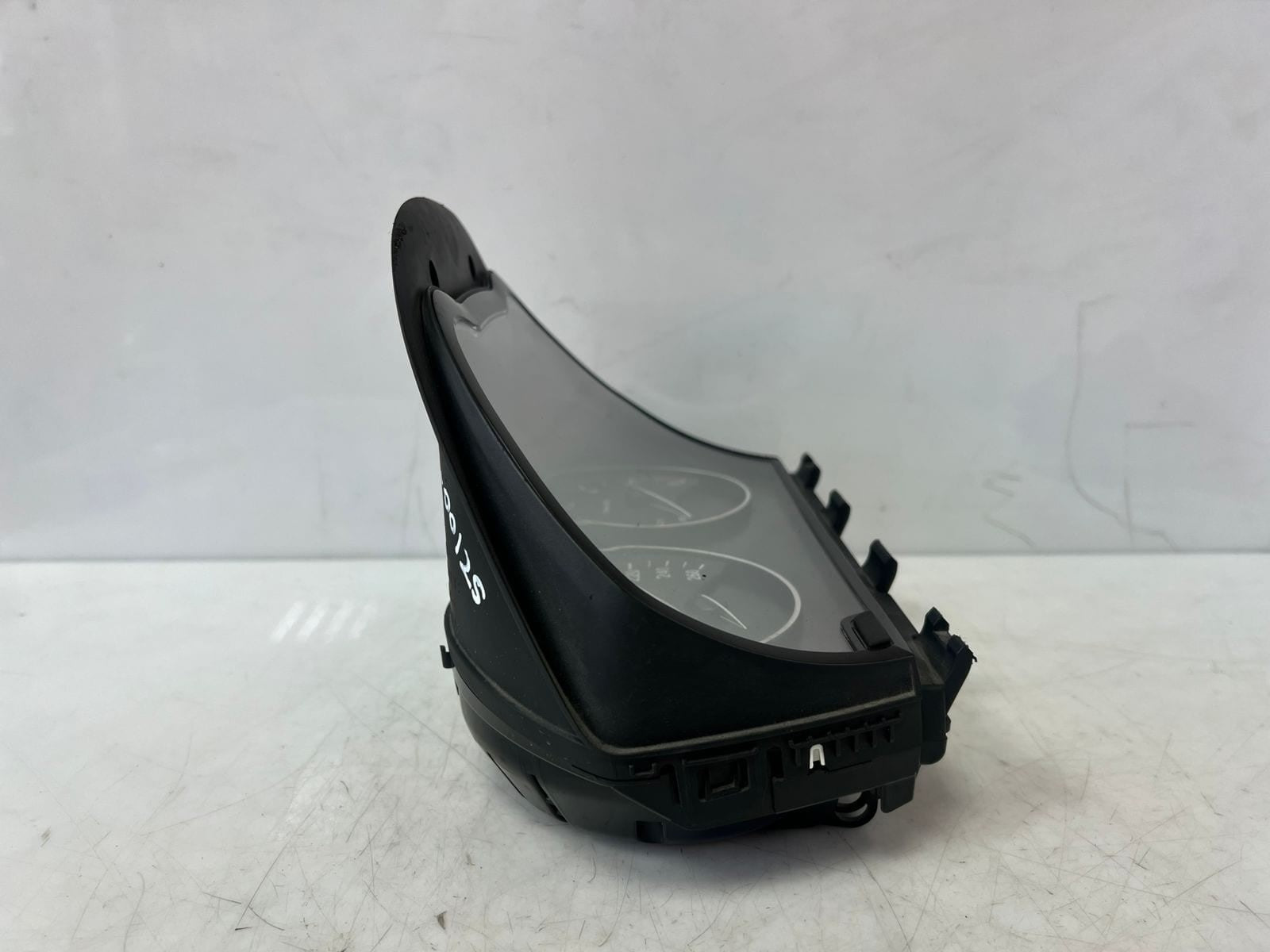 2017 BMW X1, 2 Active Tourer F45 F46 F48 Speedometer Instrument Cluster 6834488