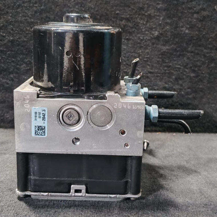 BMW F25 ANTI-LOCK BREAKING SYSTEM ABS MODULE PUMP OEM - 6877726