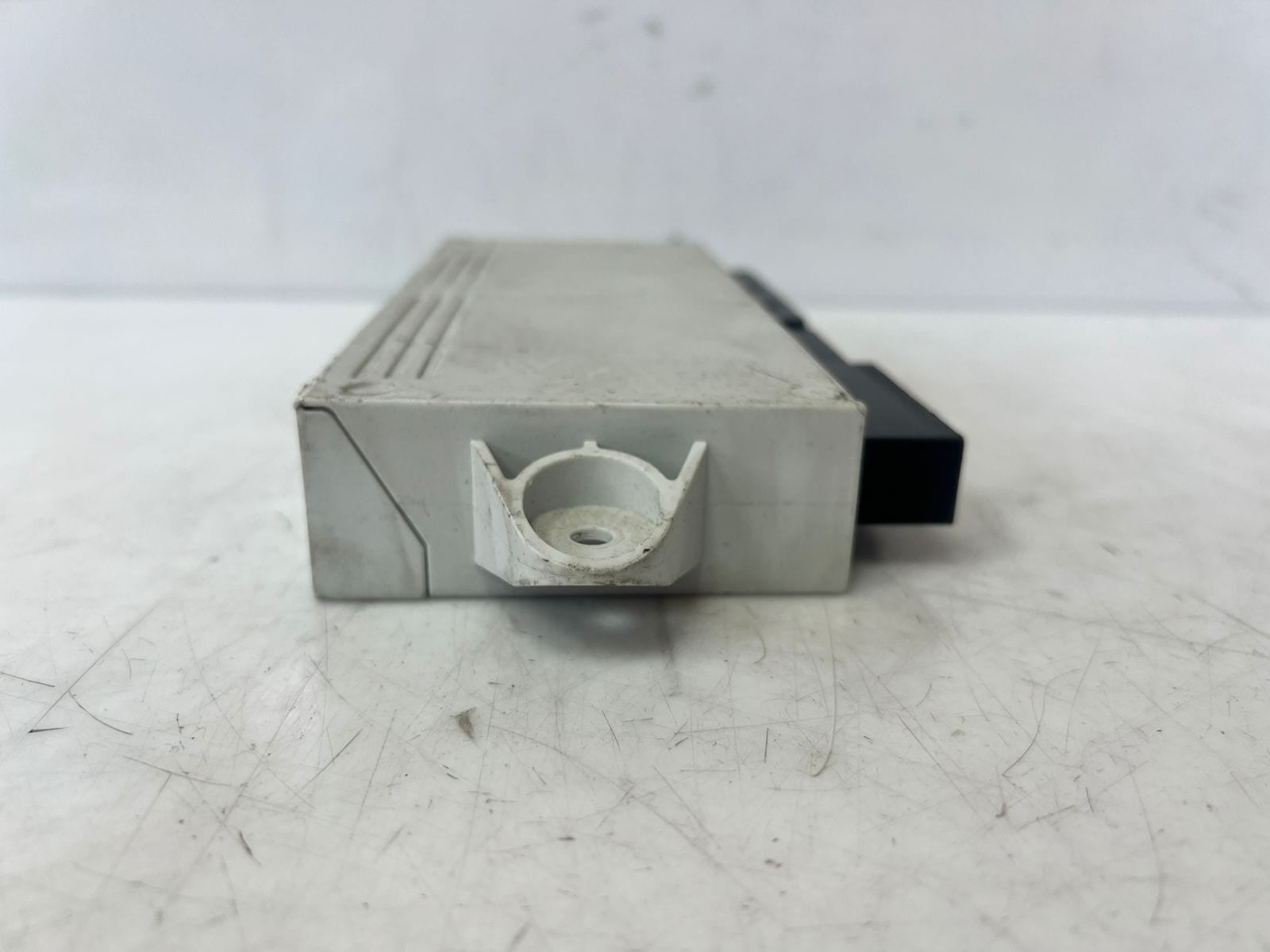 2002-2005 BMW 745i 7 Series E65 E66 SIEMENS Door Control Module 6940440 OEM