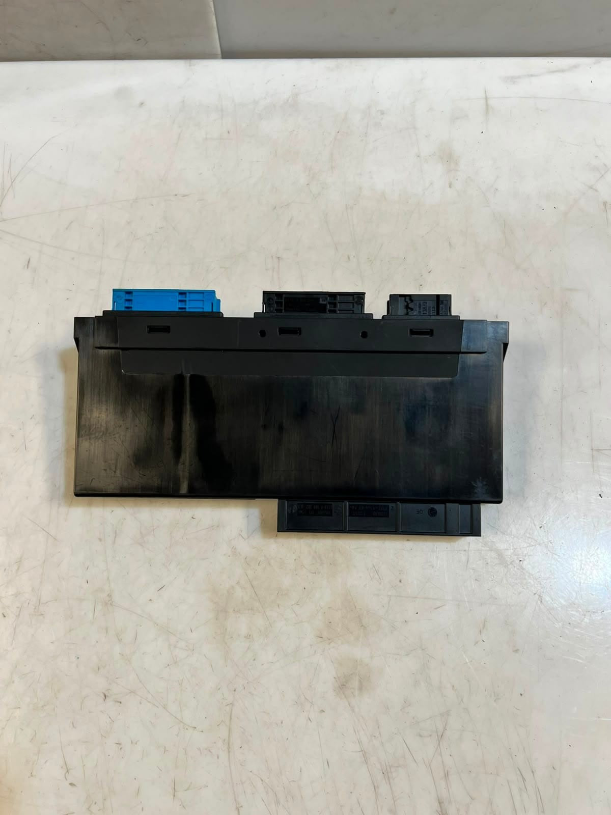 2012-2018 BMW 640i 5 Series F10 and F11 Fuse Junction Control Module 9267467