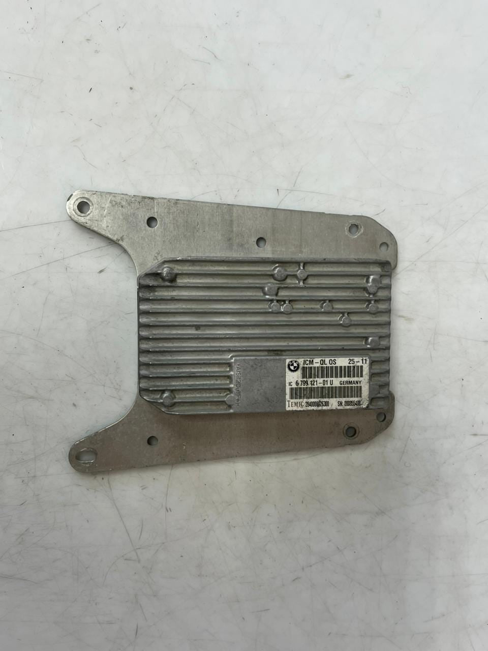 2008-2014 BMW E71 E72 X6 X6M Integrated Chassis Control Module 6799121 OEM