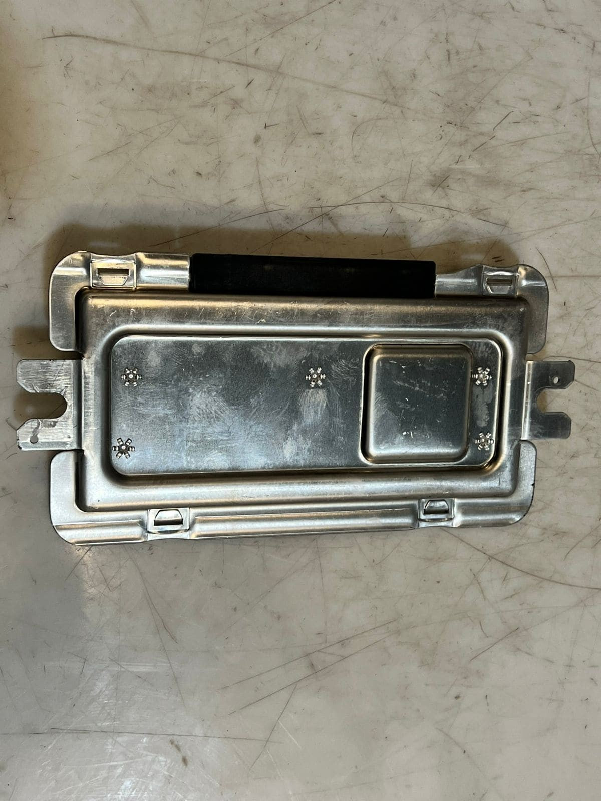 2015-2018 BMW X5 F15 Suspension Control Module 6881597