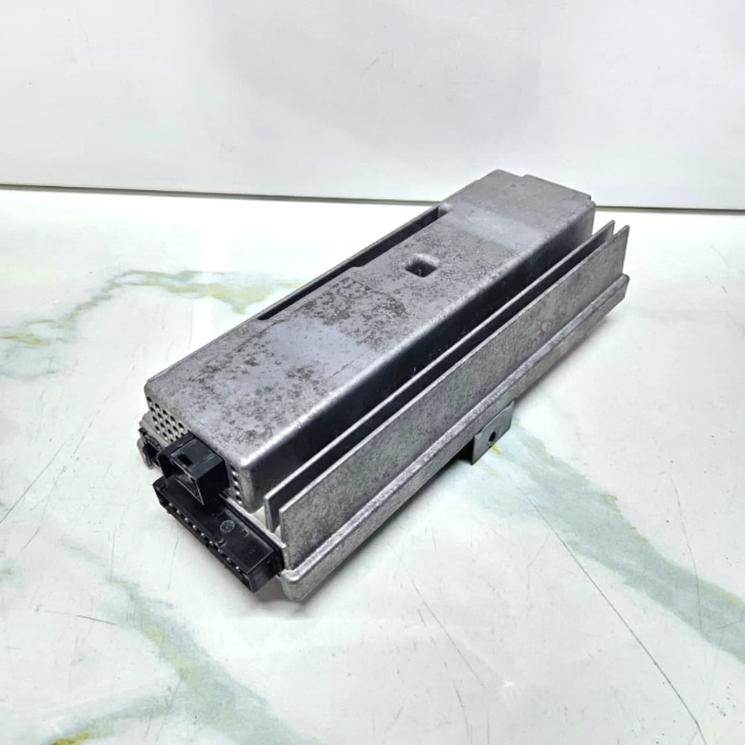 2009-2012 BMW 5 Series F10 F11 F01 F02 X3 Audio Amplifier 9221431