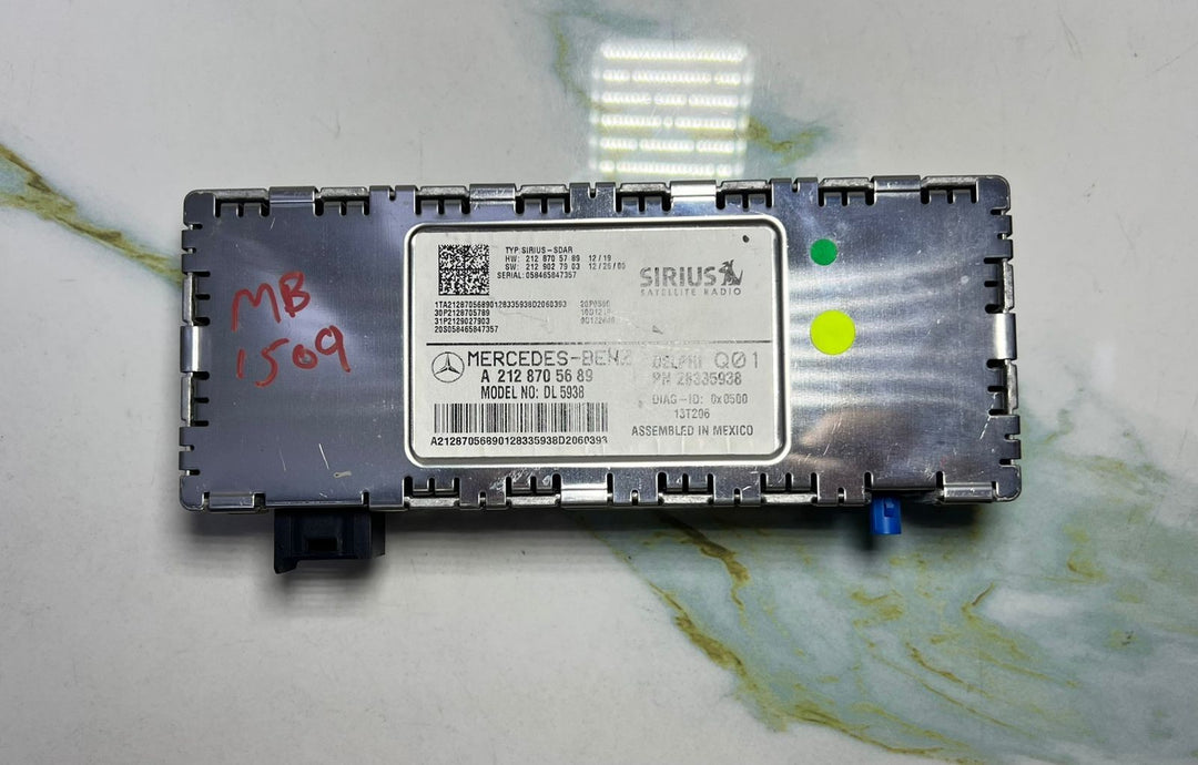 10-15 Mercedes E350 E-Class W212 Satellite Radio Control Module A212 8705689 OEM