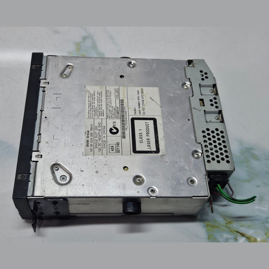 2006-2010 BMW X5 E70 and X6 E71 Cd Changer 9209758 OEM