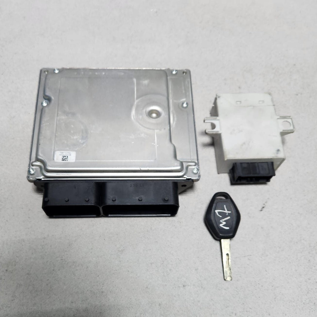 2004-2010 BMW X3 Engine Control Unit 7811999 E83 2.0D ECU SET FOR X3 E83 2.0D 