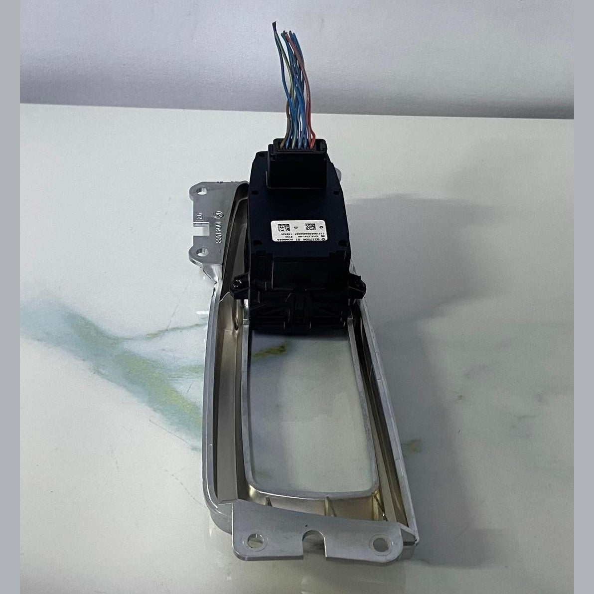 OEM BMW F10 F18 F12 F15 F26 X3 X4 Parking Brake / HILL HOLD Switch 9217594