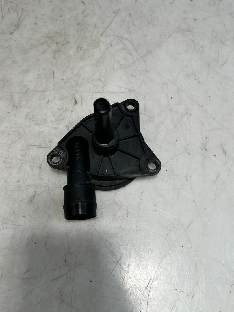 2003-2007 BMW 760Li E65 E66 E67 ENGINE Crankcase Vent Valve PVC 7549715 OEM