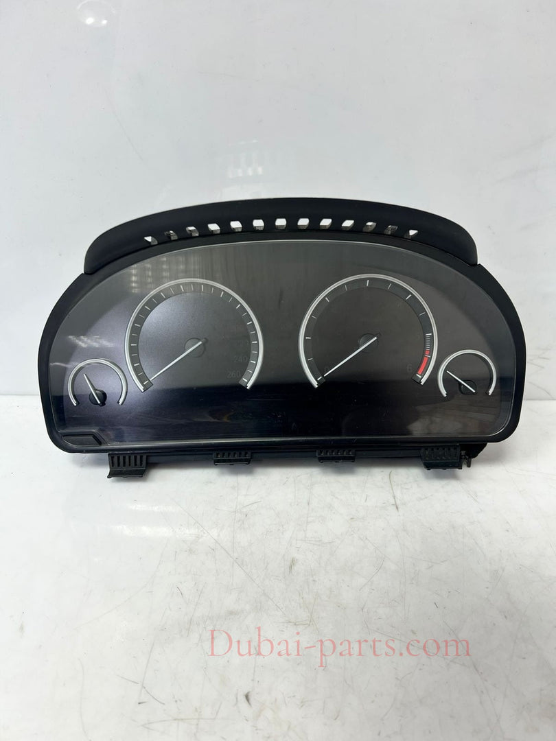 BMW 740i F01 F02 F03 F04 F10 F11 DIGITAL Speedometer Instrument Cluster 9291396