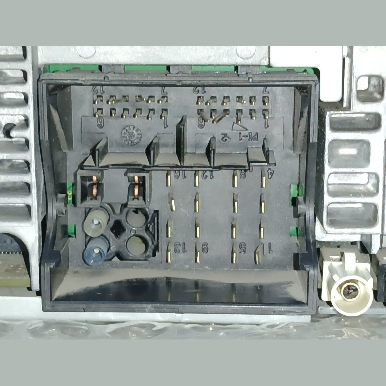 BMW F01 F10 F11 F20 F30 F31 F32 F45 F48 F07 F56 CD HEAD UNIT NAVIGATION 9399444