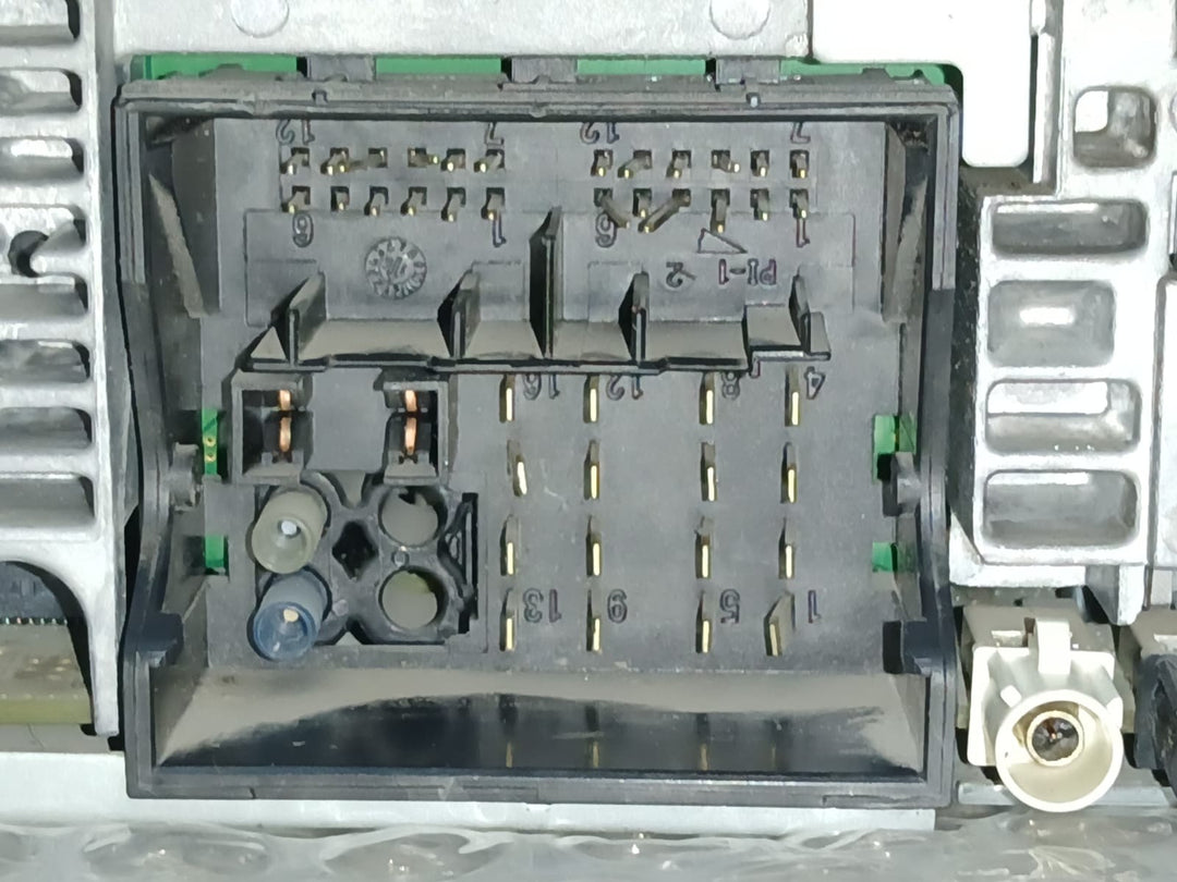 BMW F01 F10 F11 F20 F30 F31 F32 F45 F48 F07 F56 CD HEAD UNIT NAVIGATION 9399444